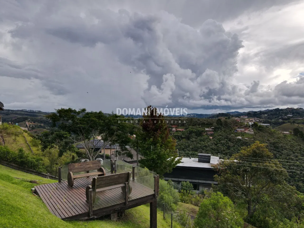 Casa à venda de 1.130 m² em Campos do Jordão, SP, Brasil