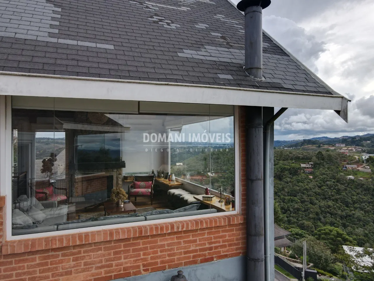 Casa à venda de 1.130 m² em Campos do Jordão, SP, Brasil