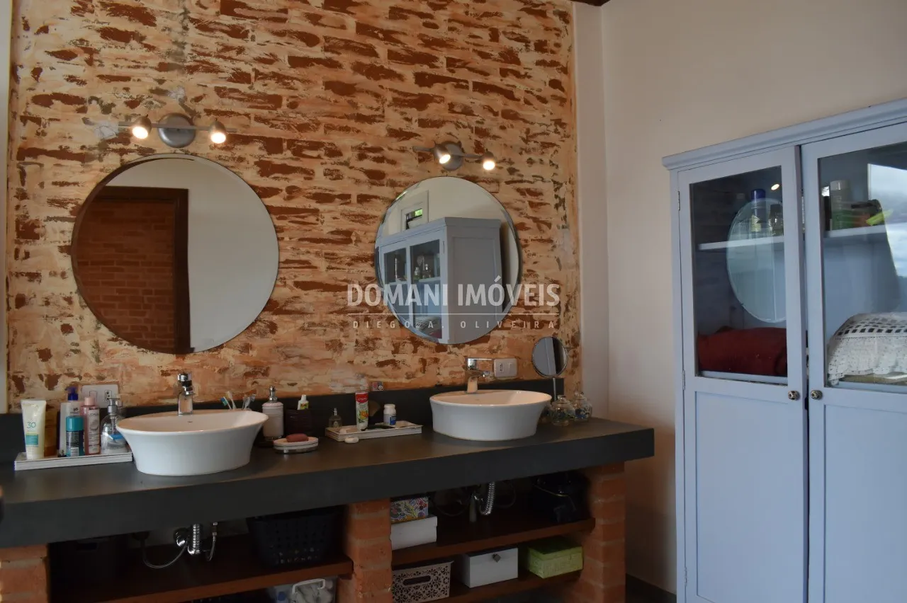 Casa à venda de 1.130 m² em Campos do Jordão, SP, Brasil