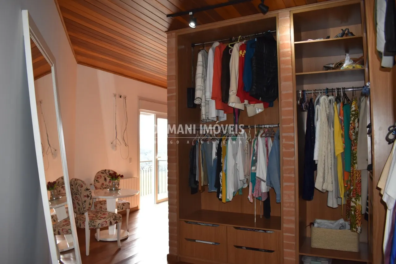Casa à venda de 1.130 m² em Campos do Jordão, SP, Brasil