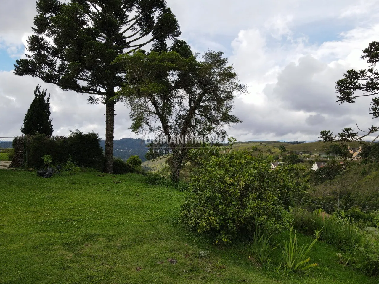 Terreno à venda de 1.010 m² em Campos do Jordão, SP, Brasil