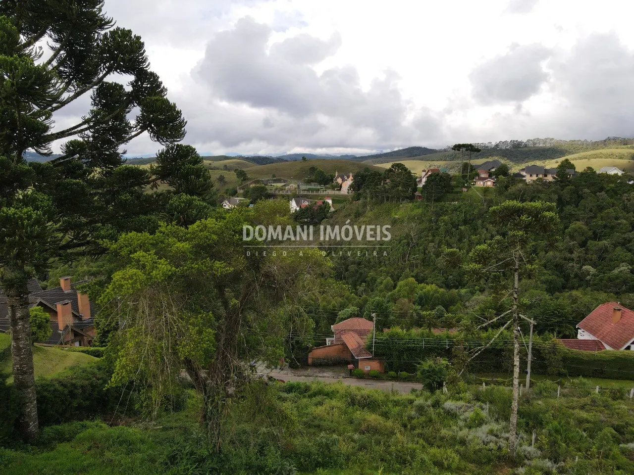 Terreno à venda de 1.010 m² em Campos do Jordão, SP, Brasil