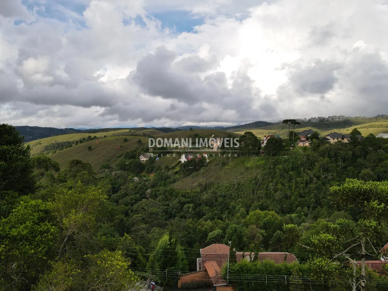 Terreno à venda de 1.010 m² em Campos do Jordão, SP, Brasil