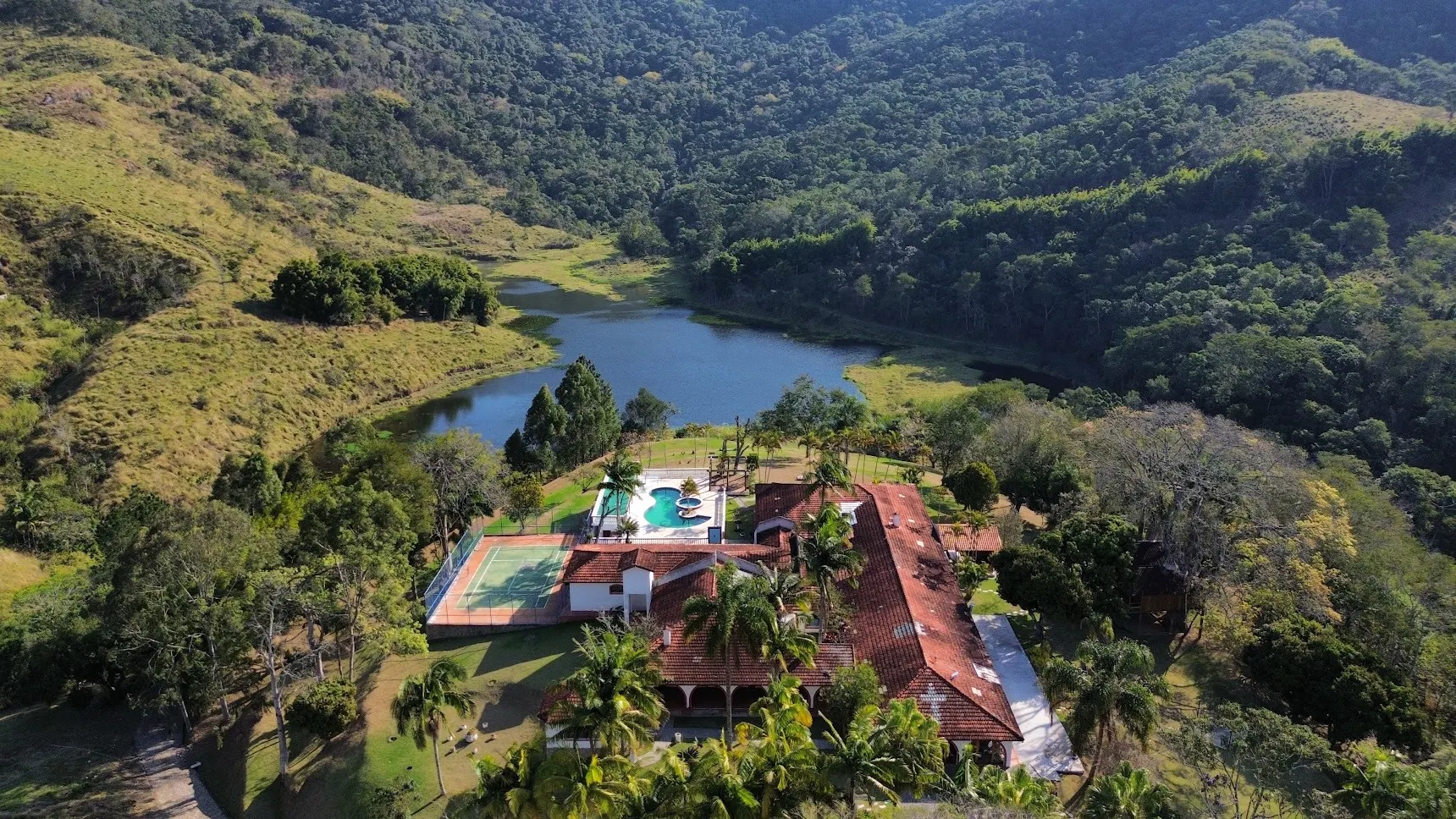 Fazenda à venda de 384 ha em Paraibuna, SP, Brasil