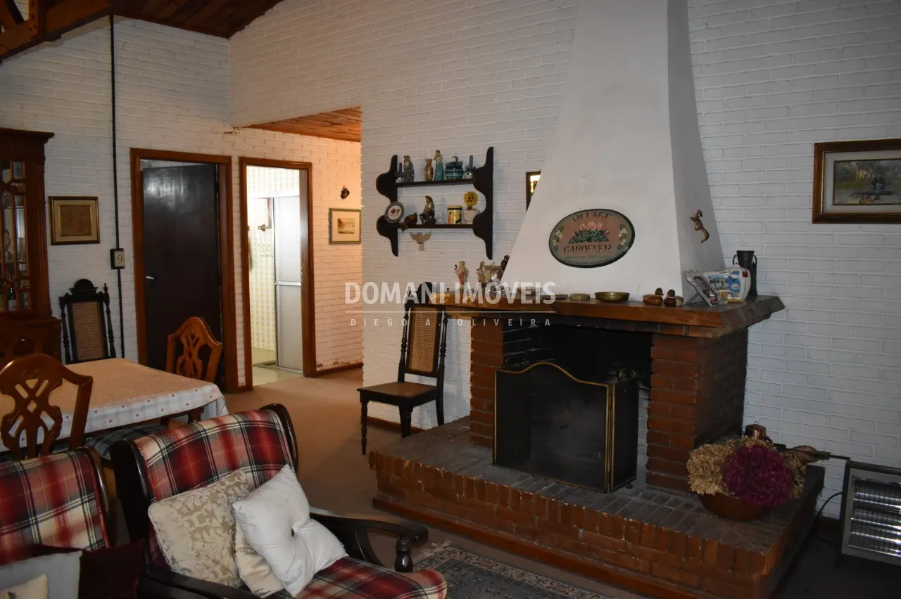 Casa à venda de 480 m² em Campos do Jordão, SP, Brasil