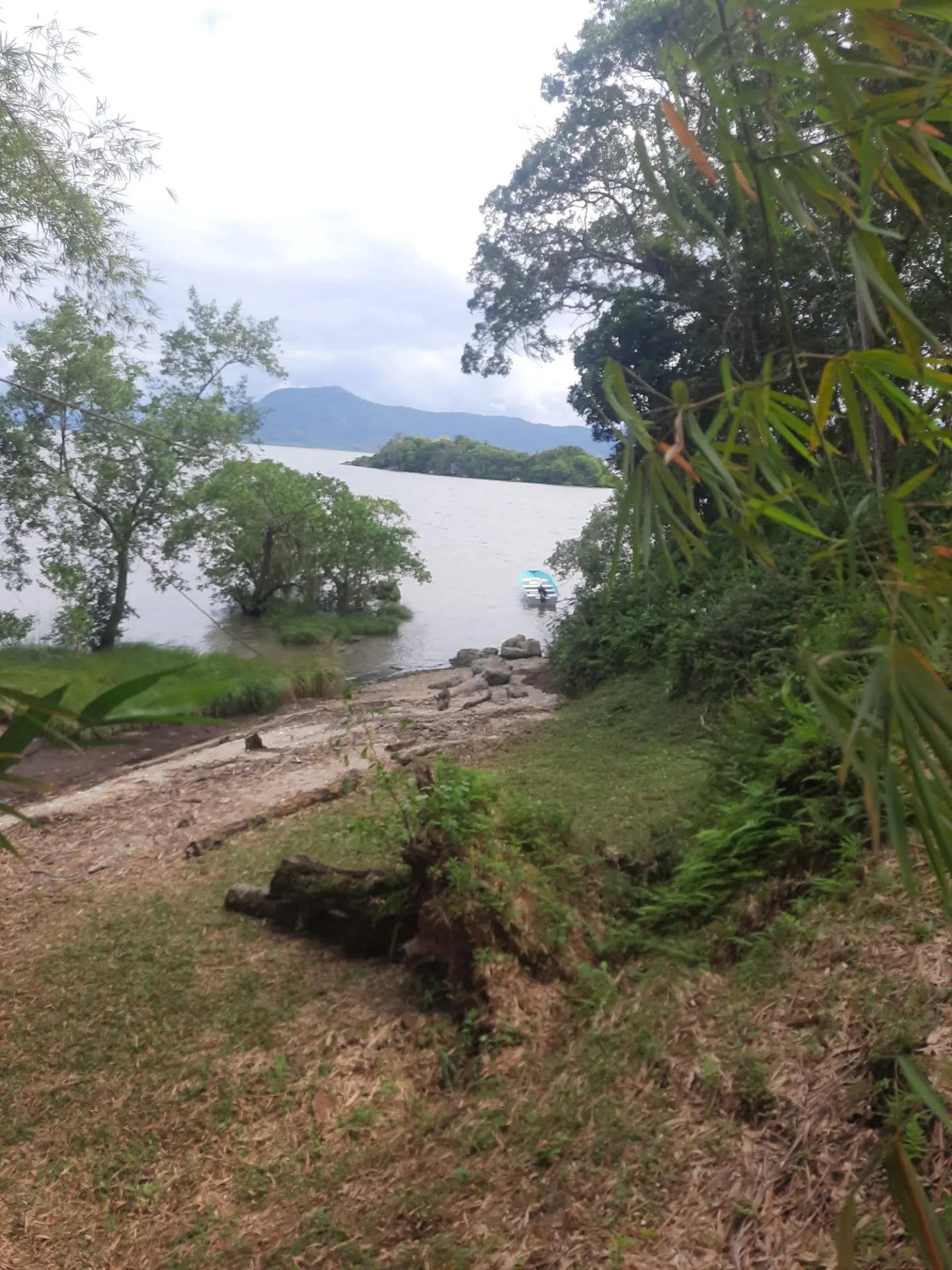 Ilha à venda e em leilão de 3.395 m² em Antonina, PR, Brasil