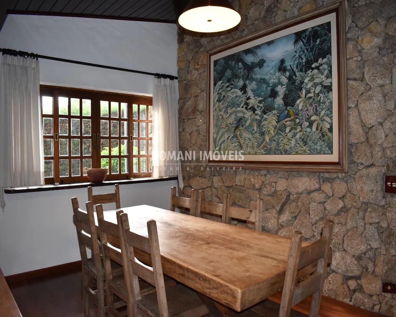 Casa para Alugar de 1.100 m² em Campos do Jordão, SP, Brasil