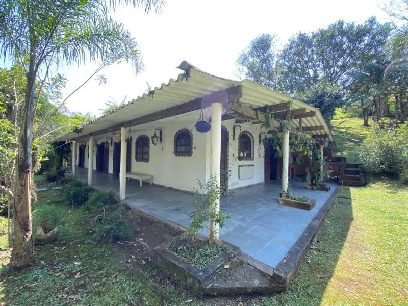 Sítio à venda de 5 ha em Juquitiba, SP, Brasil