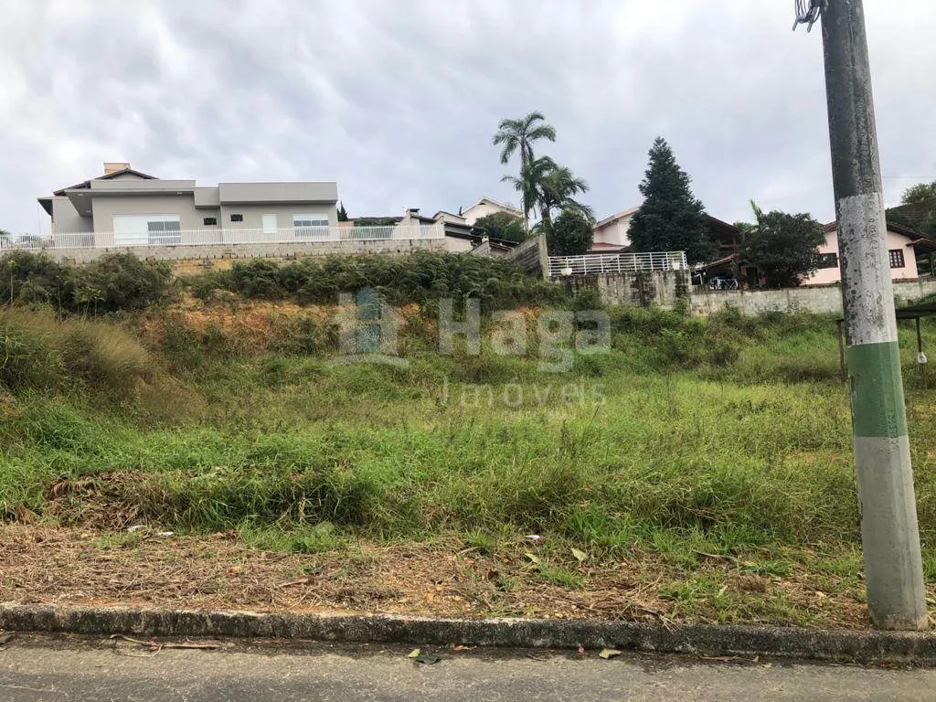 Terreno à venda de 790 m² em Brusque, SC, Brasil