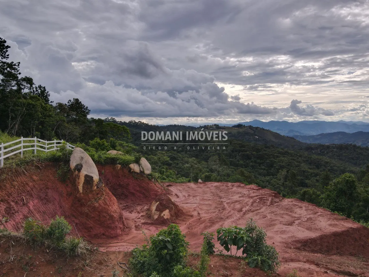Terreno à venda de 1.180 m² em Campos do Jordão, SP, Brasil