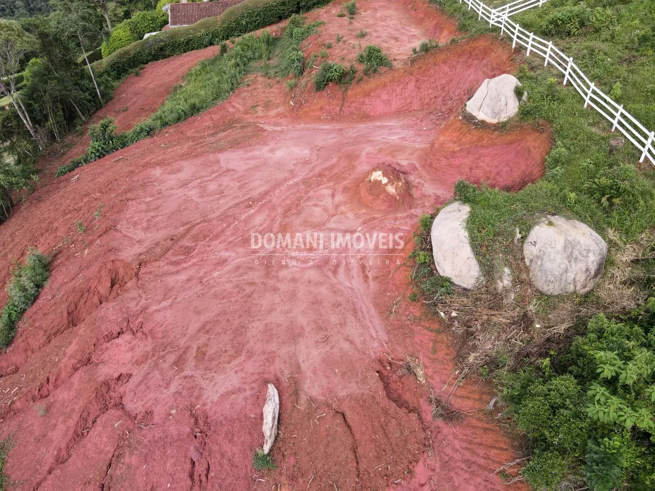 Terreno à venda de 1.180 m² em Campos do Jordão, SP, Brasil