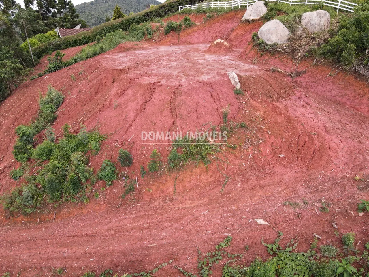 Terreno à venda de 1.180 m² em Campos do Jordão, SP, Brasil