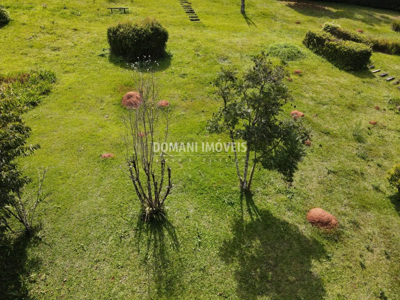 Terreno à venda de 1.370 m² em Campos do Jordão, SP, Brasil