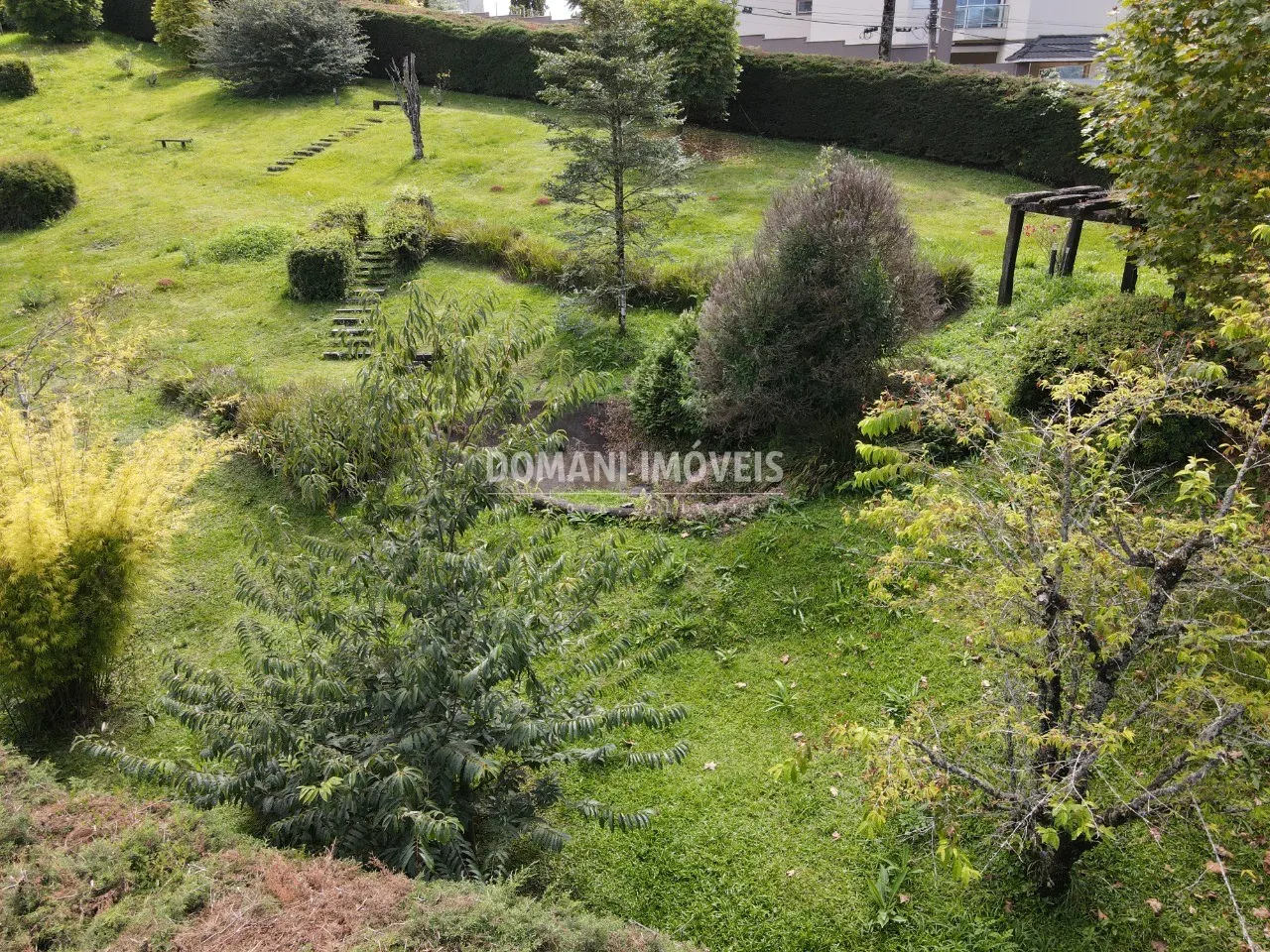 Terreno à venda de 1.370 m² em Campos do Jordão, SP, Brasil