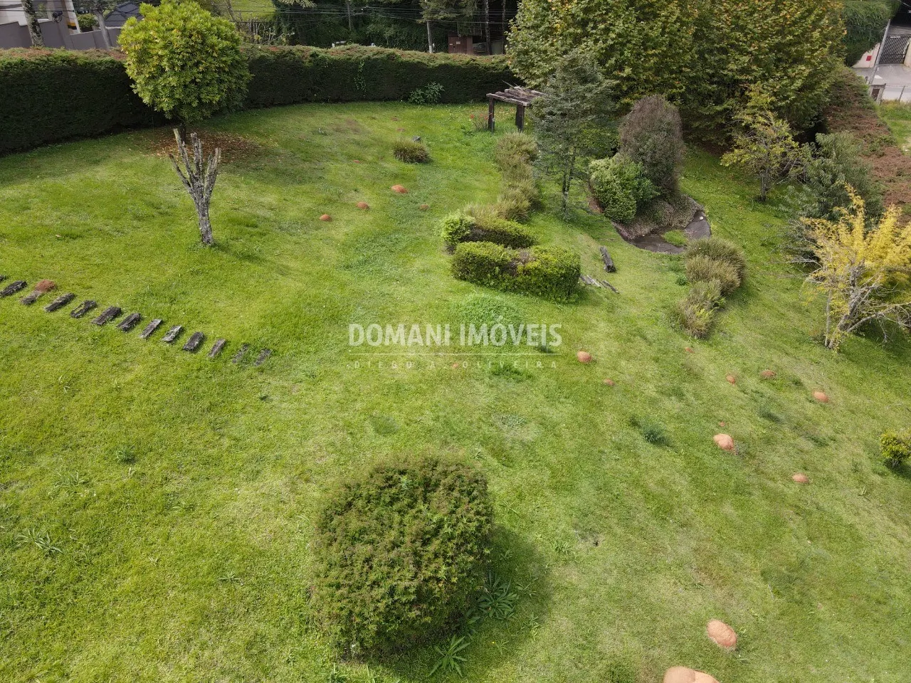 Terreno à venda de 1.370 m² em Campos do Jordão, SP, Brasil
