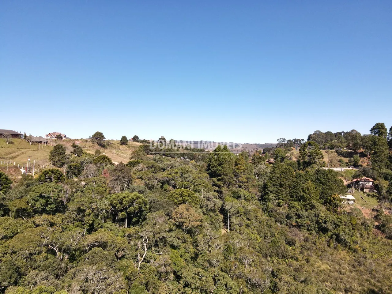 Terreno à venda de 1.050 m² em Campos do Jordão, SP, Brasil