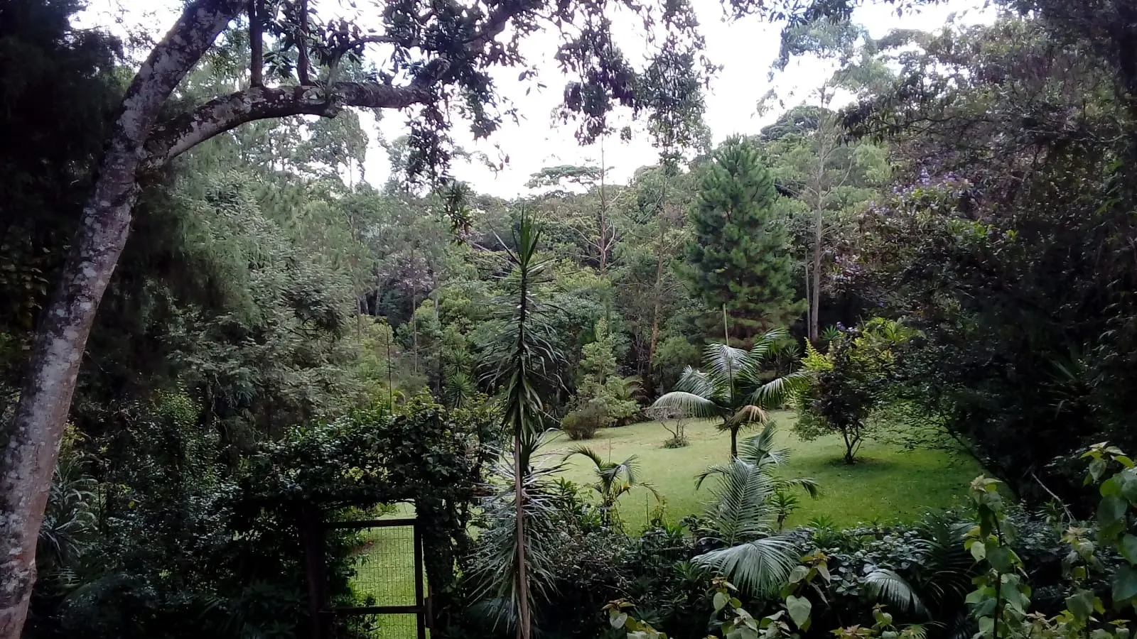 Terreno à venda de 1.800 m² em Mairiporã, SP, Brasil