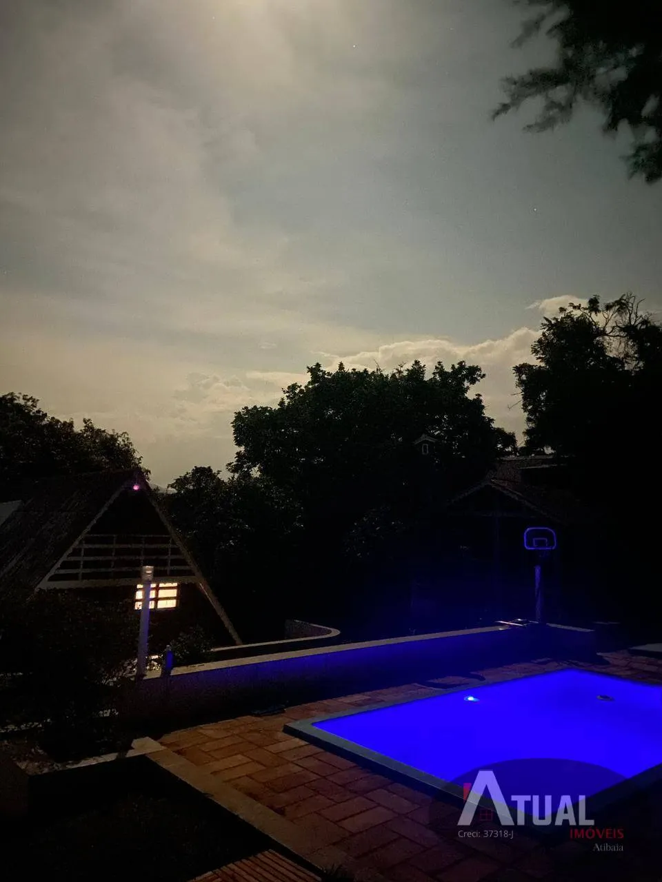 Casa à venda de 1.500 m² em Piracaia, SP, Brasil