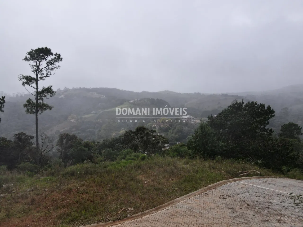Plot for sale of 380 m² in Campos do Jordão, SP, Brazil