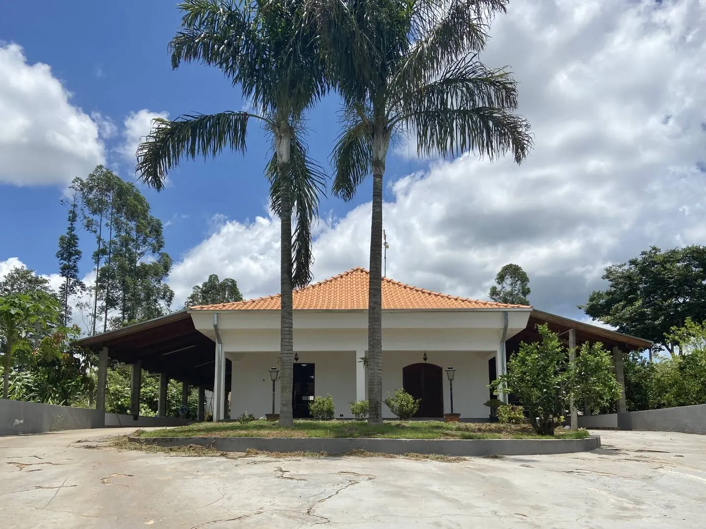 Country home for sale of 1,350 m² in Piraju, SP, Brazil
