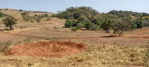 Fazenda à venda de 133 ha em Presidente Olegário, MG, Brasil