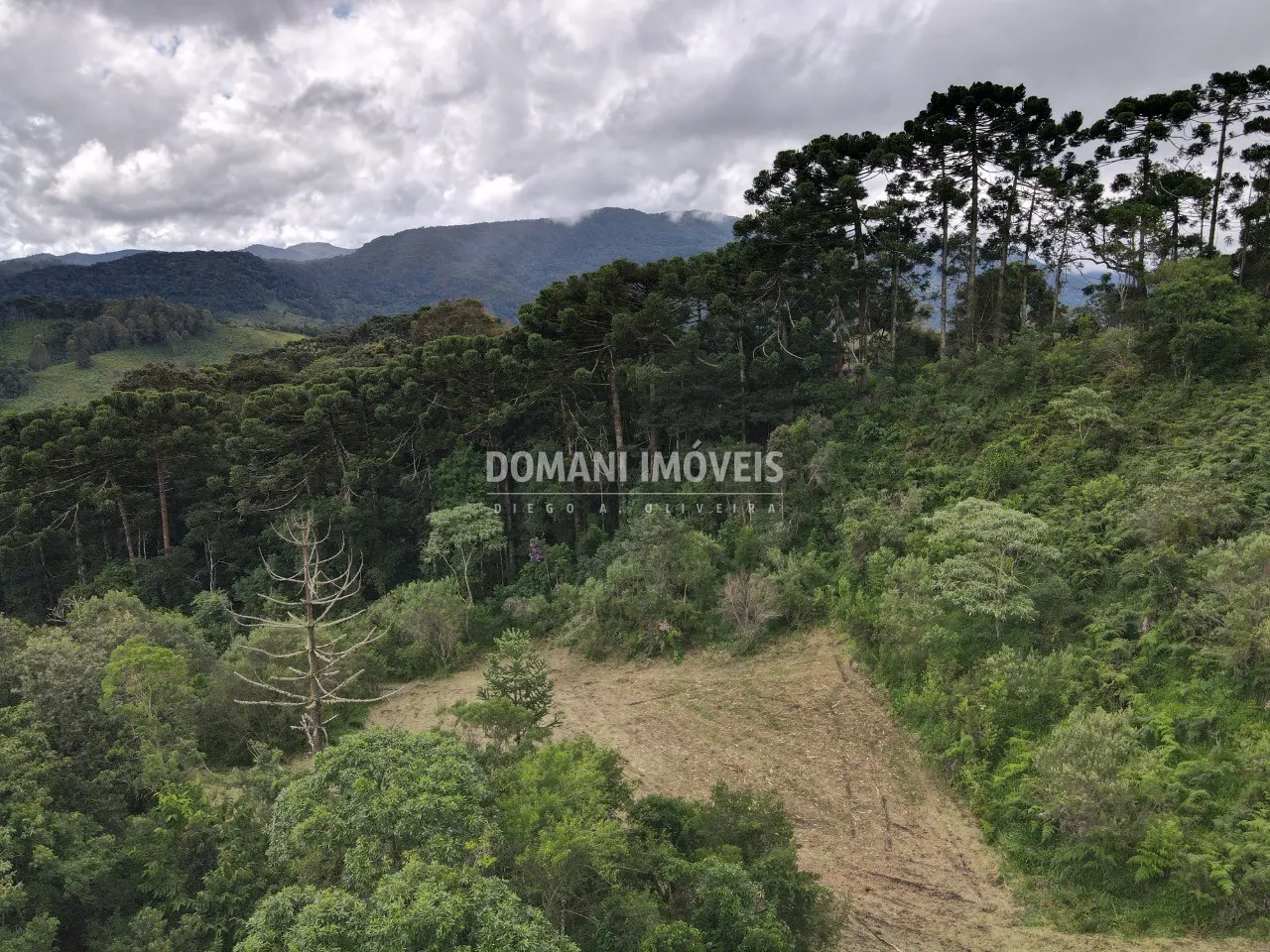 Terreno à venda de 2 ha em Sapucaí-Mirim, MG, Brasil