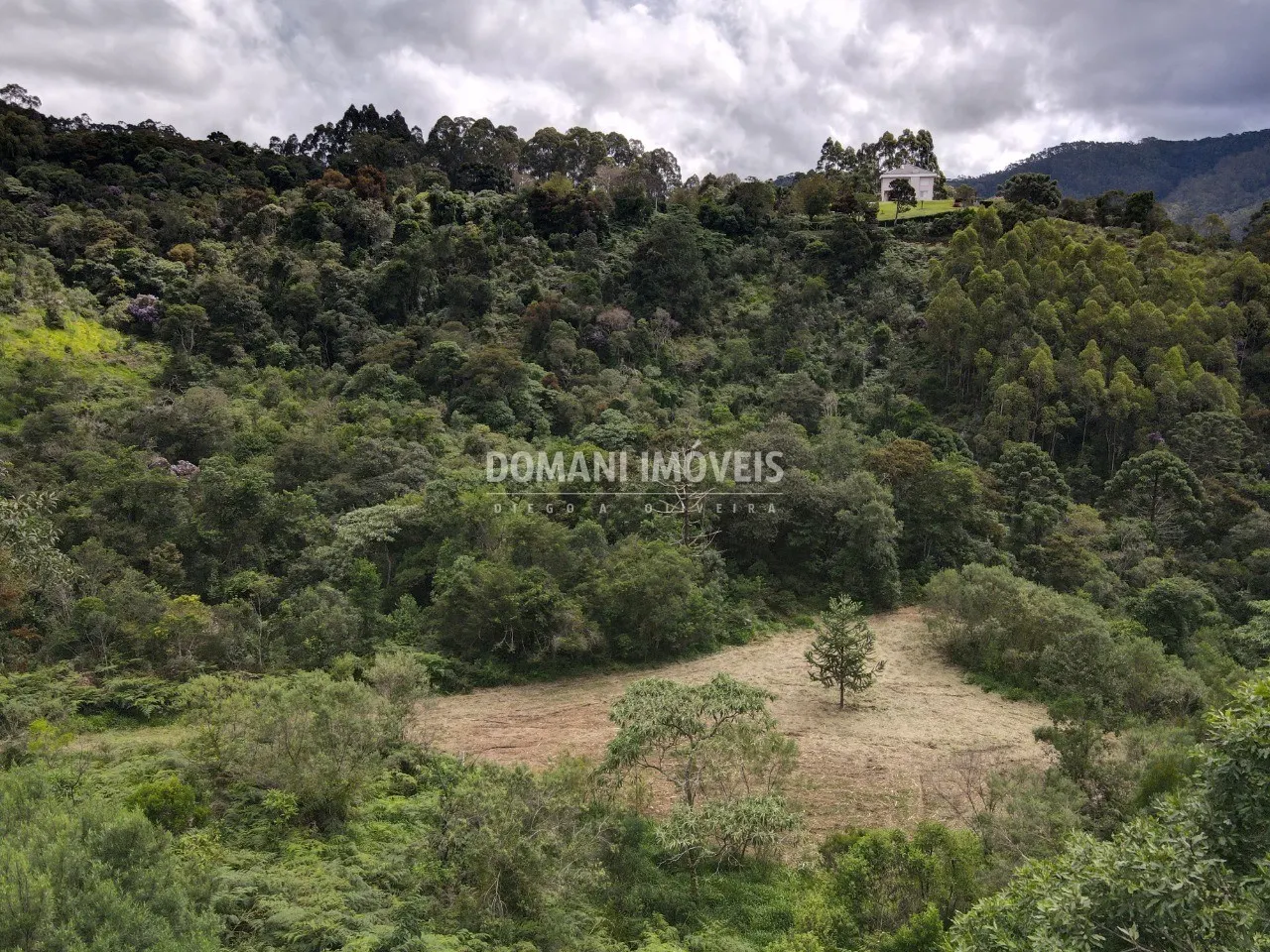 Terreno à venda de 2 ha em Sapucaí-Mirim, MG, Brasil