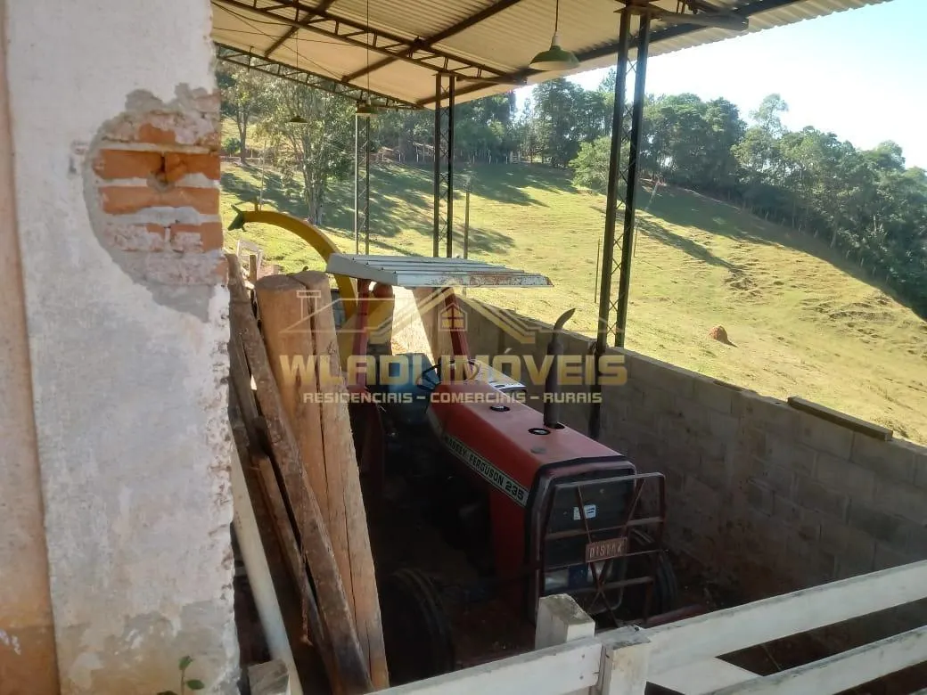 Sítio à venda de 25 ha em Tuiuti, SP, Brasil