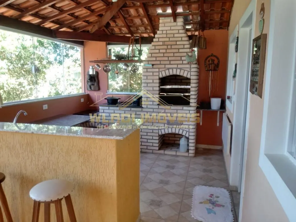 Sítio à venda de 25 ha em Tuiuti, SP, Brasil