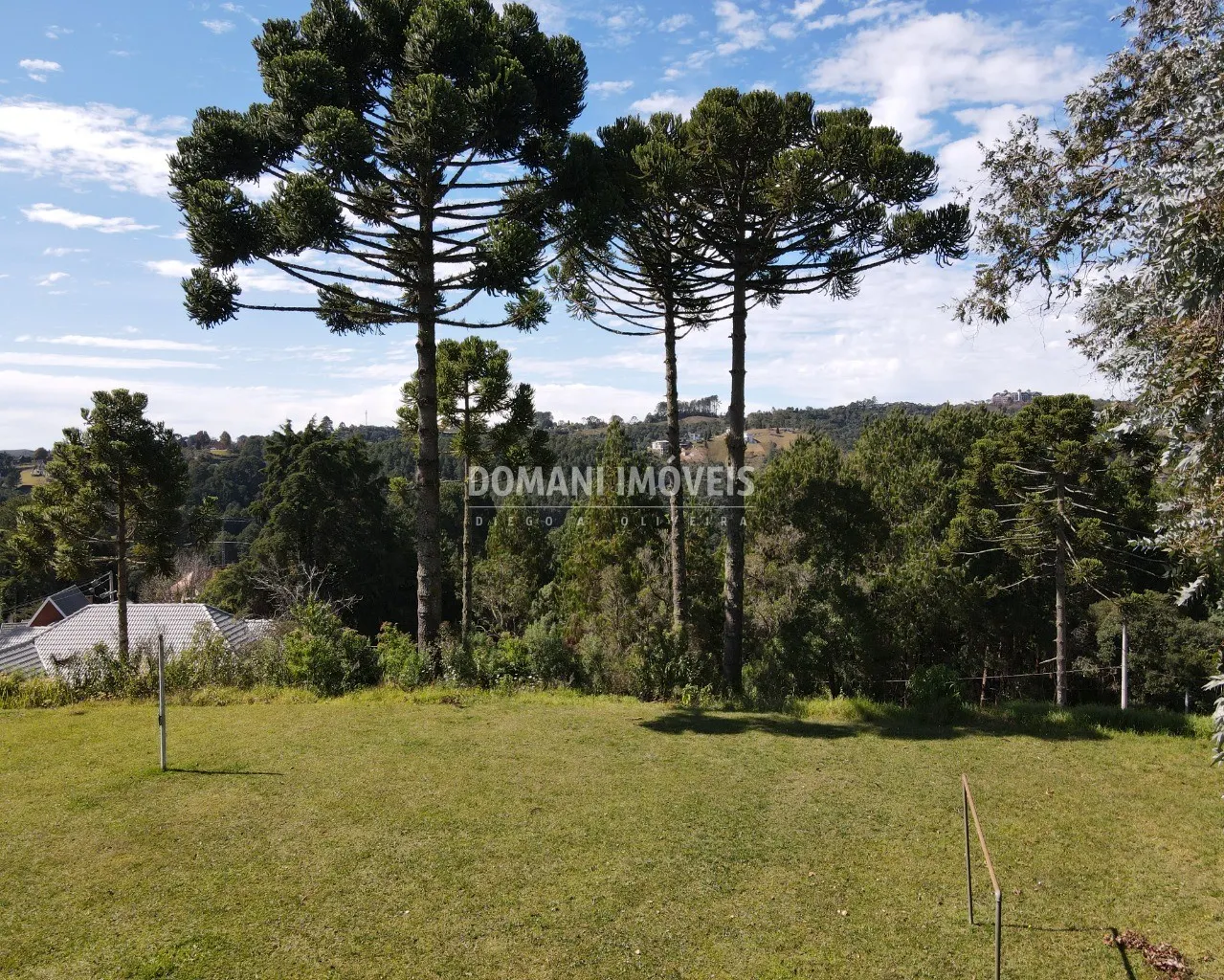 Casa à venda de 3.830 m² em Campos do Jordão, SP, Brasil