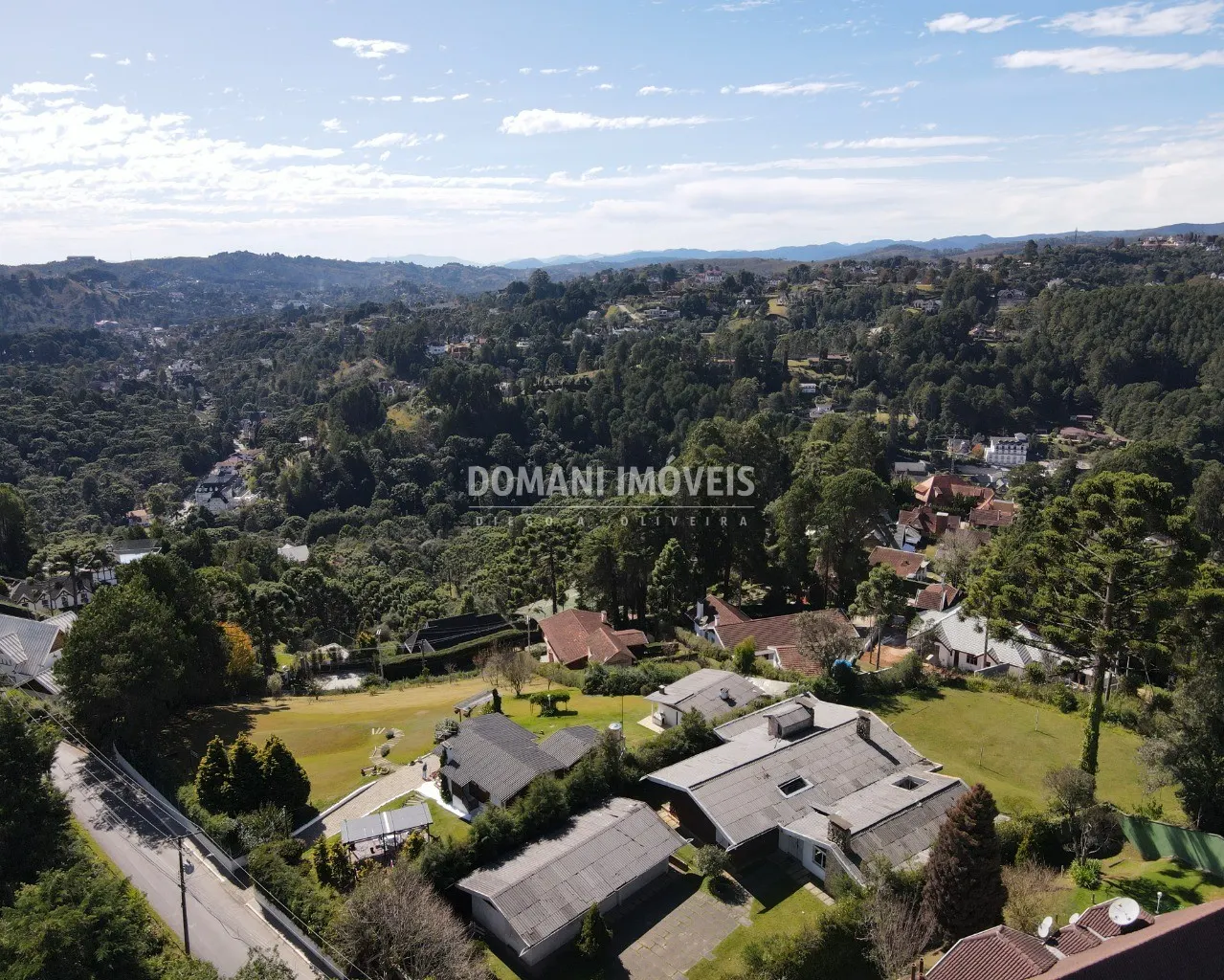 Casa à venda de 3.830 m² em Campos do Jordão, SP, Brasil