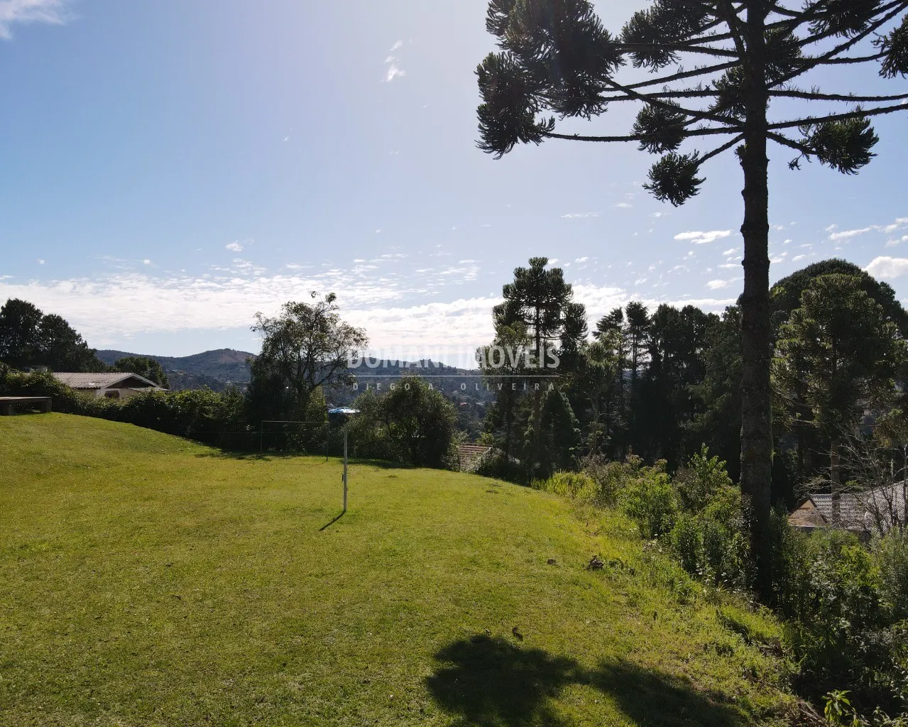 Casa à venda de 3.830 m² em Campos do Jordão, SP, Brasil