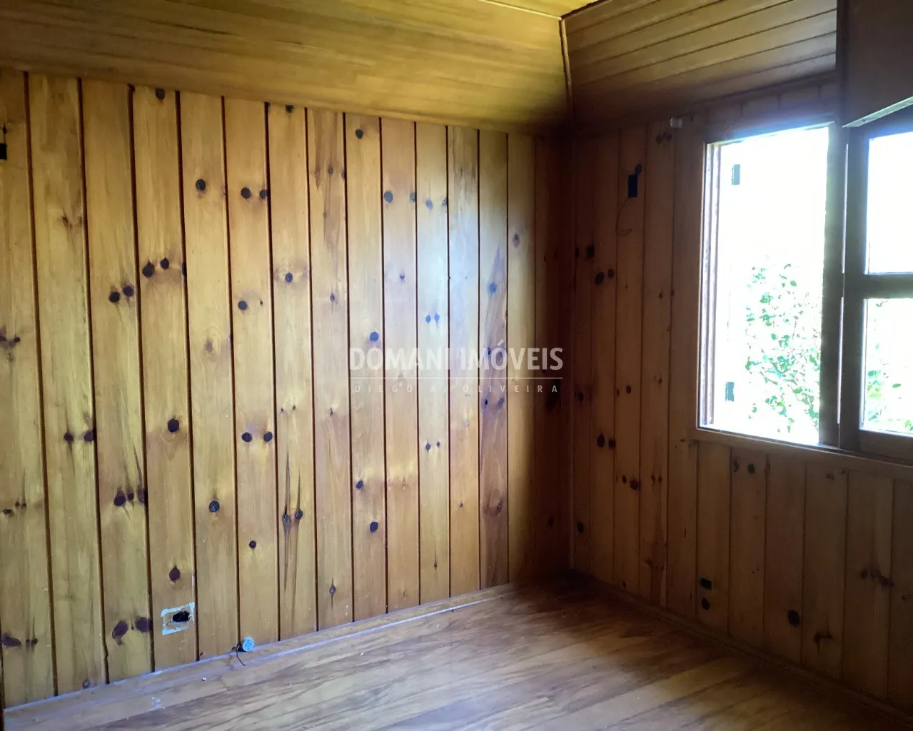 Casa à venda de 3.830 m² em Campos do Jordão, SP, Brasil