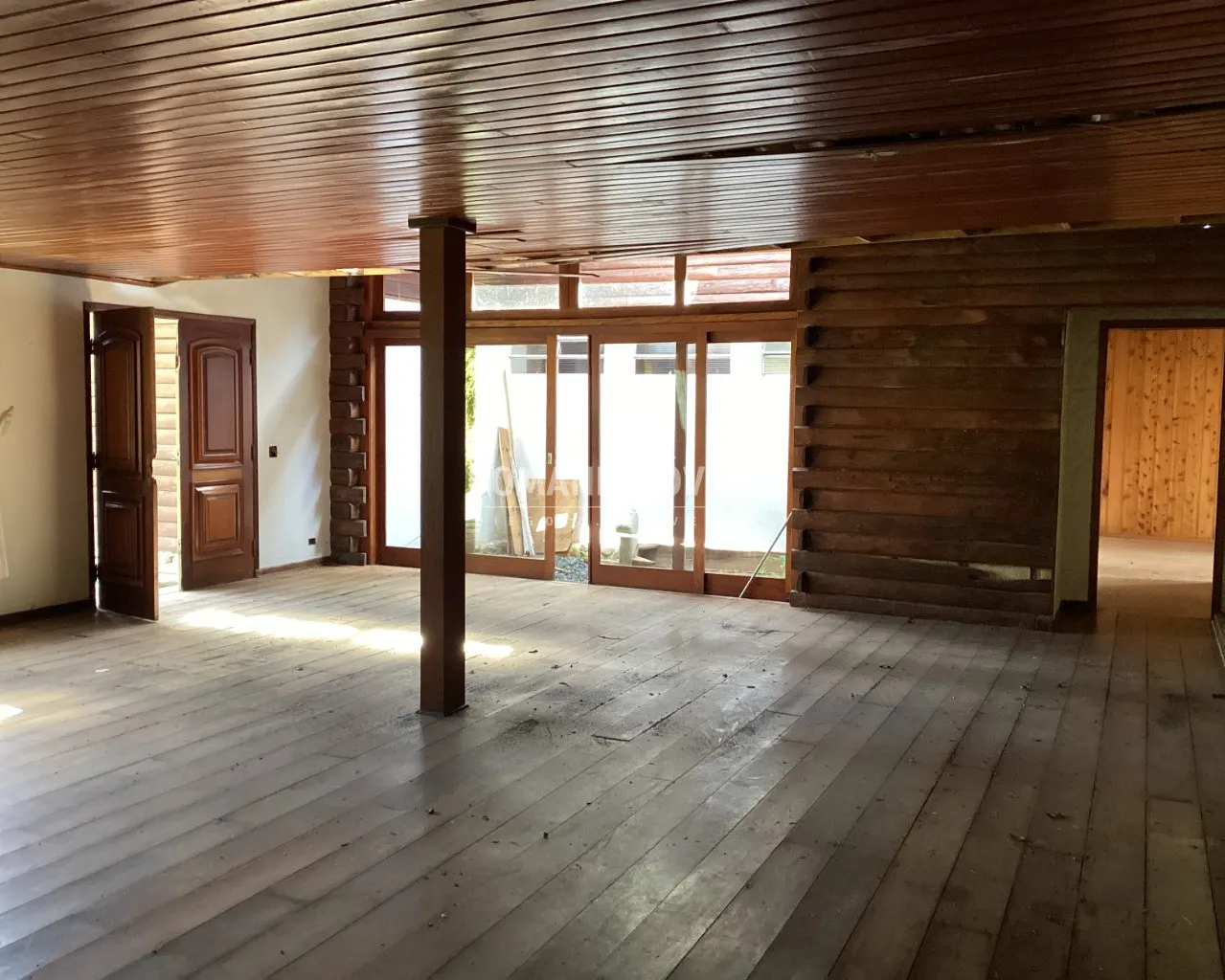 Casa à venda de 3.830 m² em Campos do Jordão, SP, Brasil