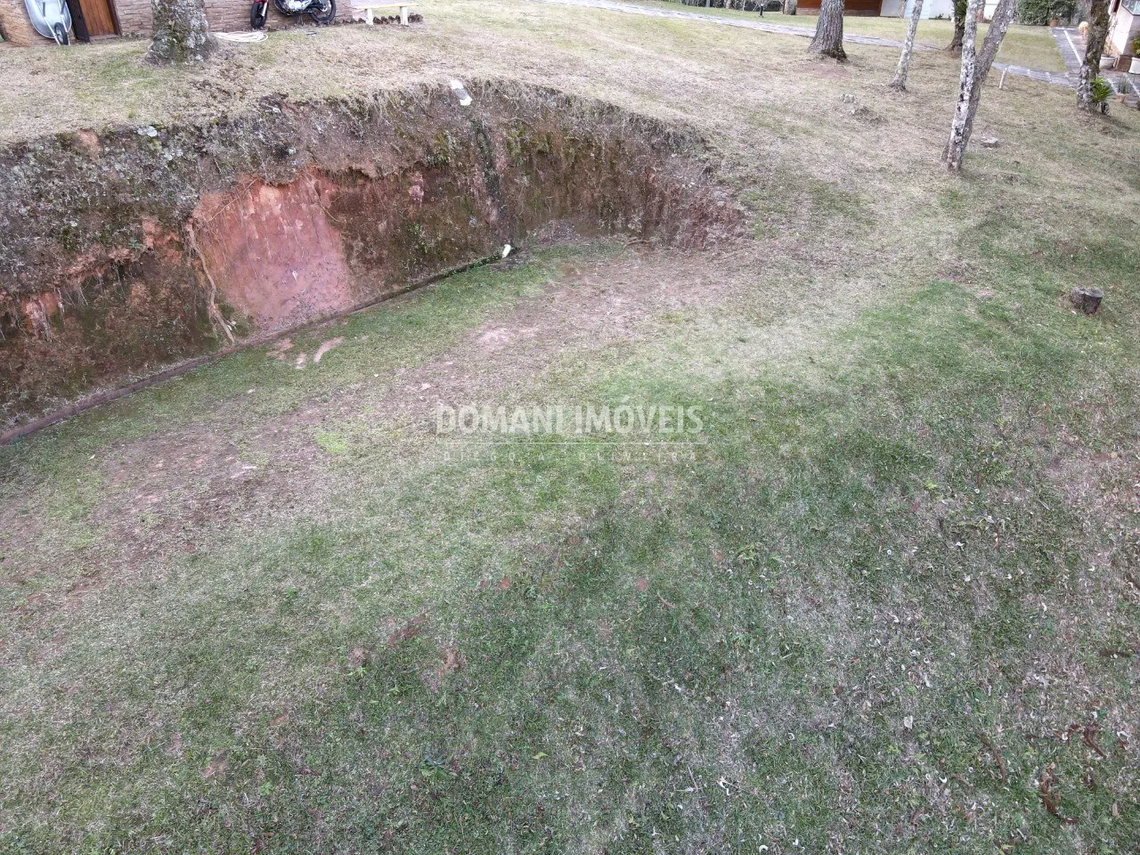 Terreno à venda de 1.115 m² em Campos do Jordão, SP, Brasil