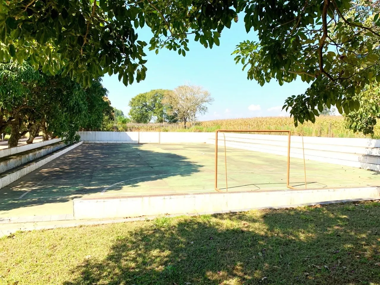 Small farm for sale of 138 acres in Sarapuí, SP, Brazil