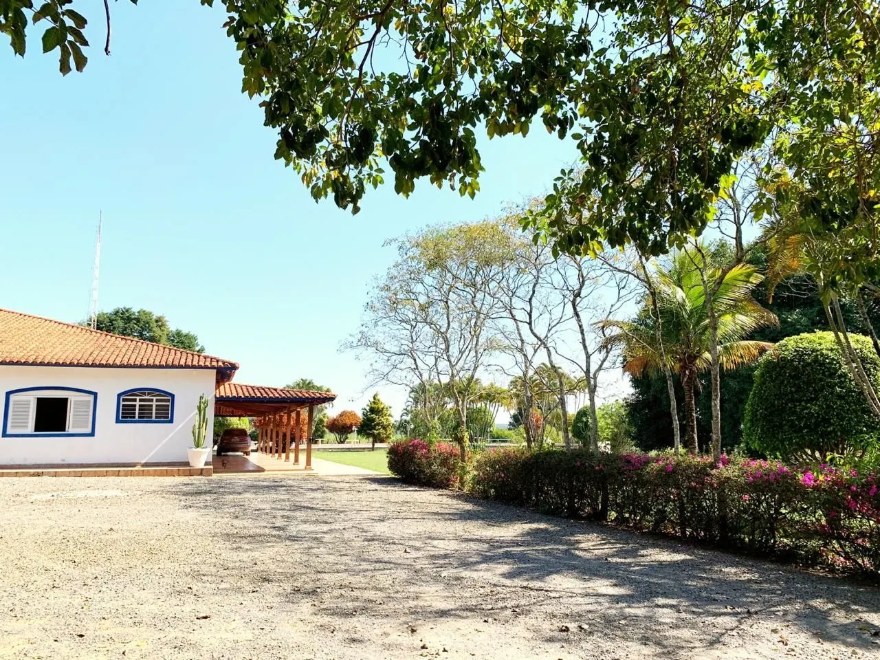Small farm for sale of 138 acres in Sarapuí, SP, Brazil