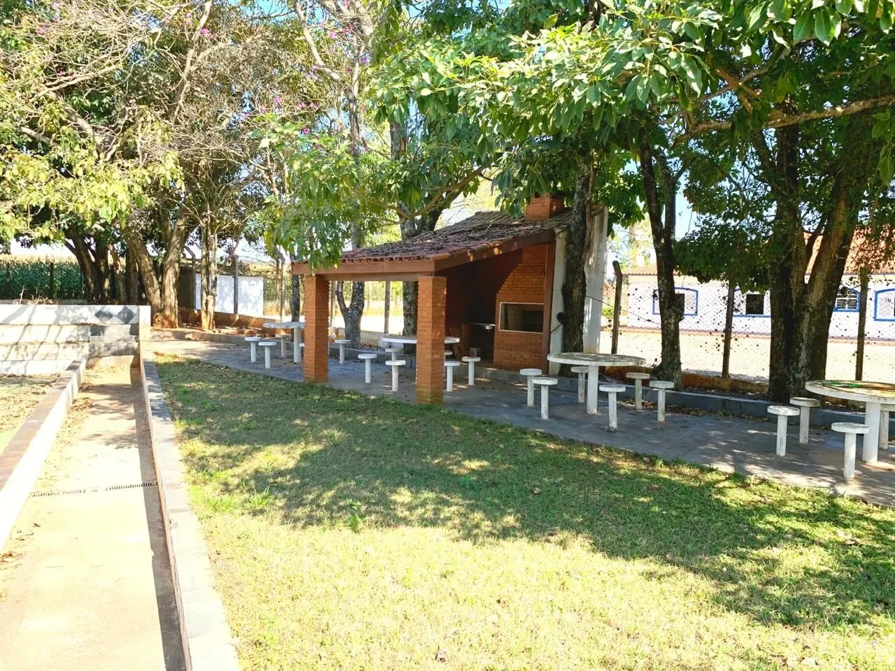 Small farm for sale of 138 acres in Sarapuí, SP, Brazil