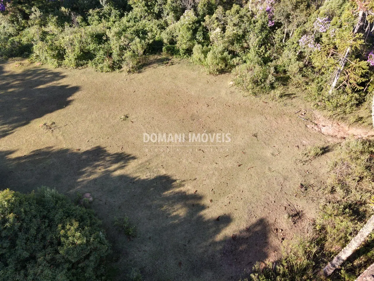 Terreno à venda de 1.380 m² em Campos do Jordão, SP, Brasil