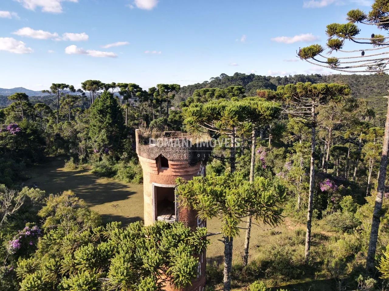 Terreno à venda de 1.380 m² em Campos do Jordão, SP, Brasil