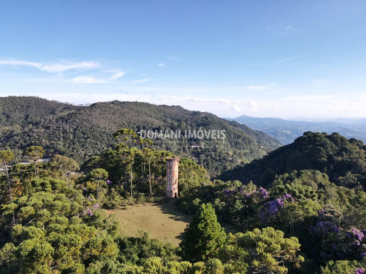 Terreno à venda de 1.380 m² em Campos do Jordão, SP, Brasil