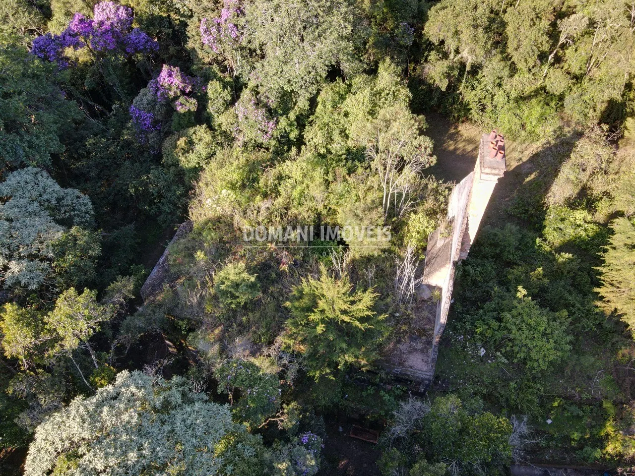 Terreno à venda de 1.380 m² em Campos do Jordão, SP, Brasil
