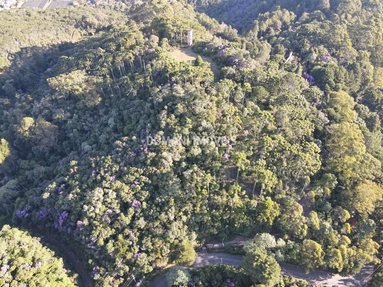 Terreno à venda de 1.380 m² em Campos do Jordão, SP, Brasil
