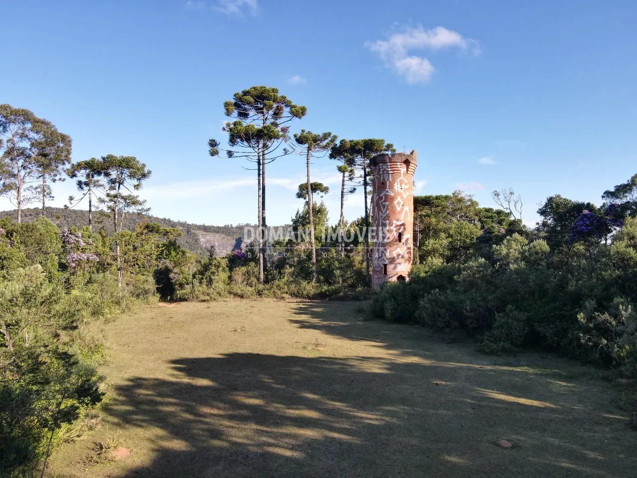 Terreno à venda de 1.380 m² em Campos do Jordão, SP, Brasil
