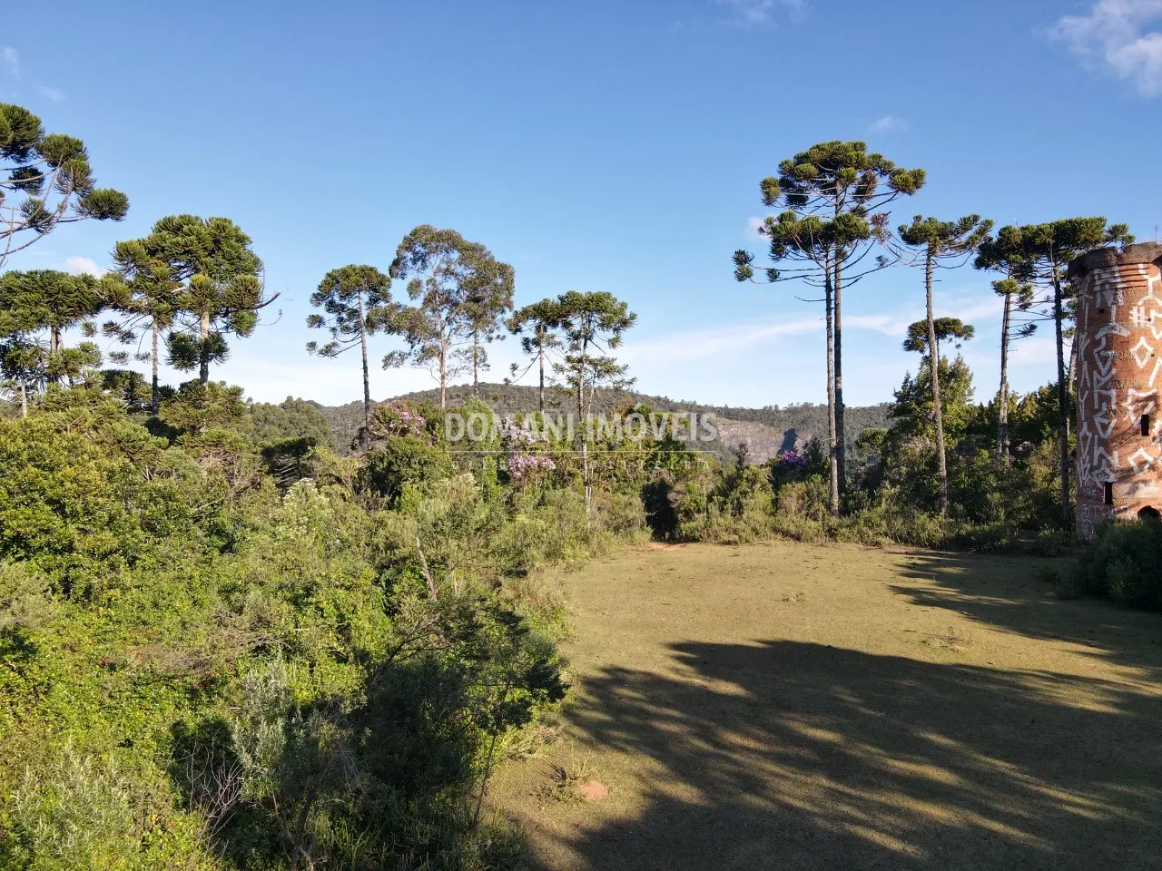 Terreno à venda de 1.380 m² em Campos do Jordão, SP, Brasil