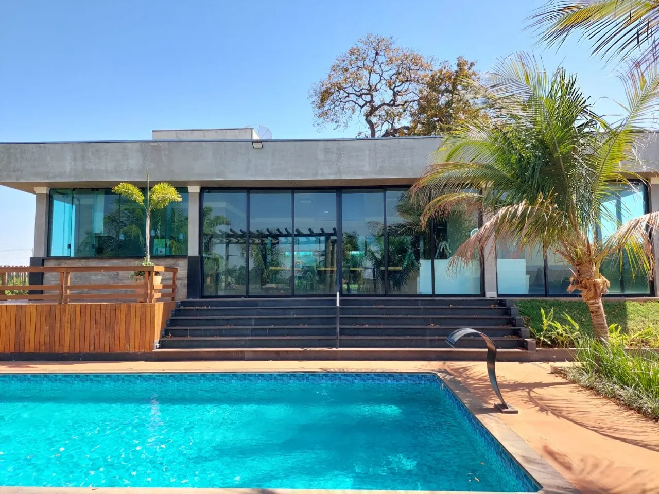 Country home for sale of 800 m² in Fronteira, MG, Brazil