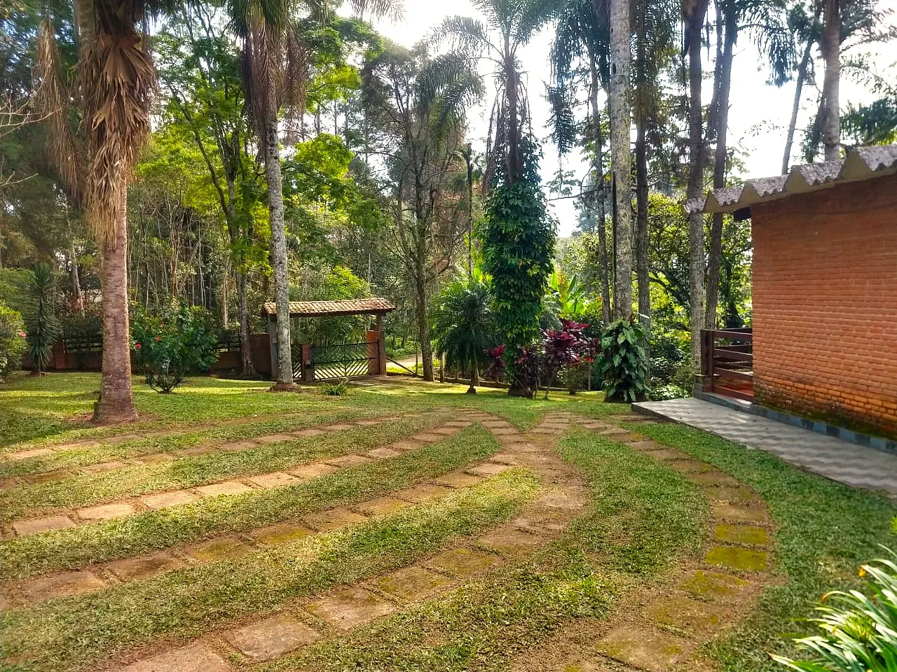 Chácara à venda e para Arrendar de 5.700 m² em São Paulo, SP, Brasil