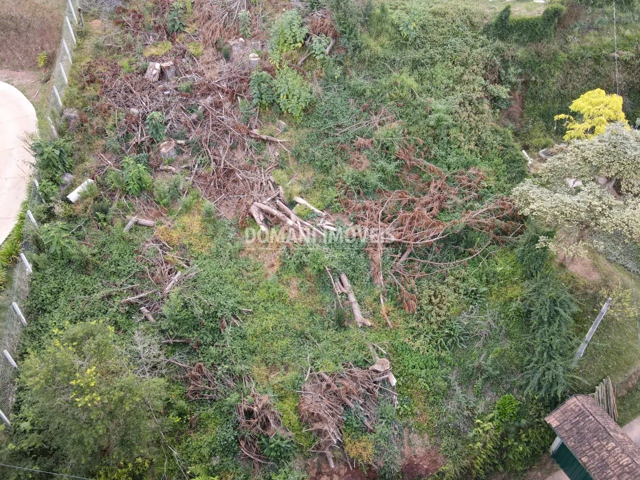 Terreno à venda de 1.110 m² em Campos do Jordão, SP, Brasil