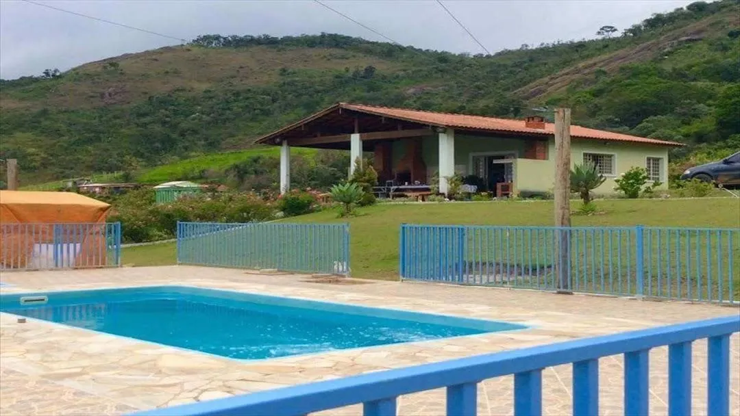 Sítio à venda de 6 ha em Mogi das Cruzes, SP, Brasil