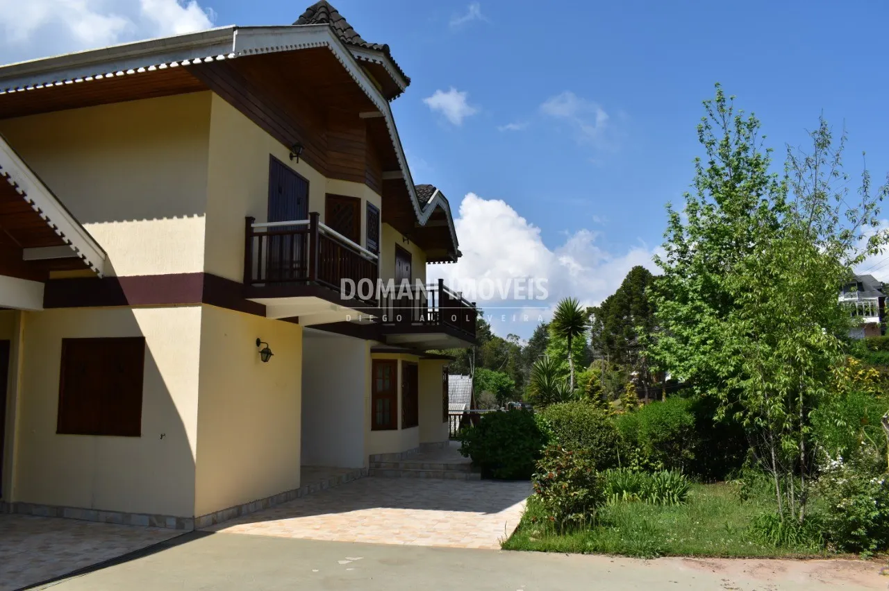 Casa à venda de 1.630 m² em Campos do Jordão, SP, Brasil